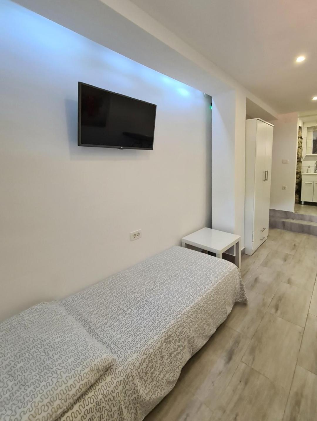 Apartments Sveti Ivan Moscenicka Draga Phòng bức ảnh